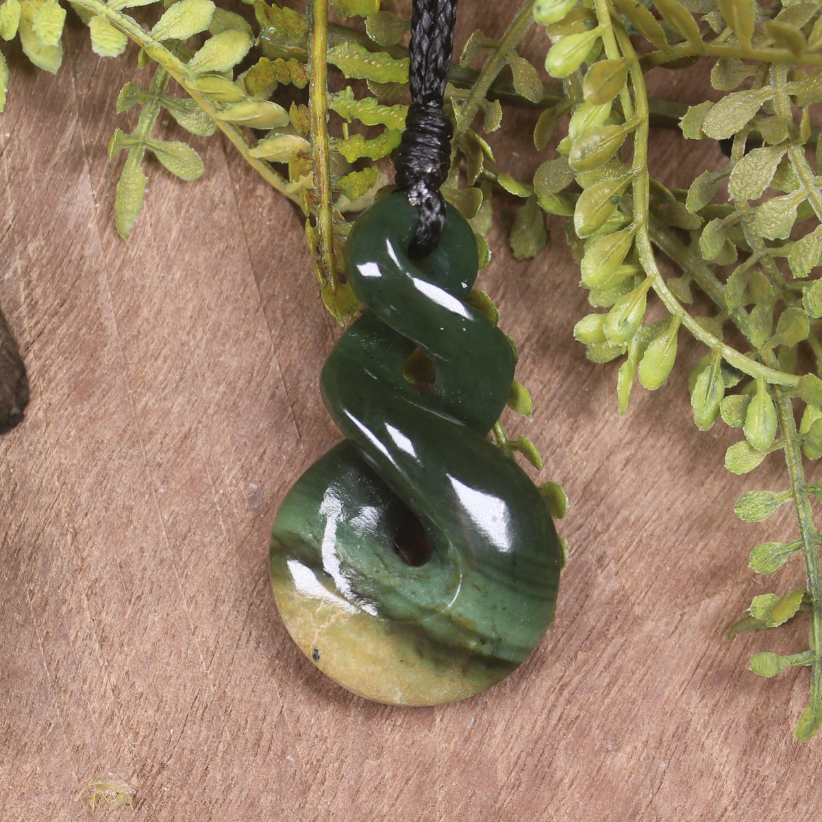 Twist carved from Kawakawa Pounamu - NZ Greenstone
