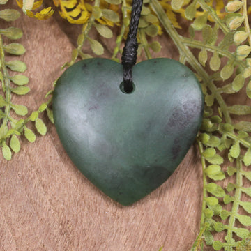Heart carved from Kawakawa Pounamu - NZ Greenstone