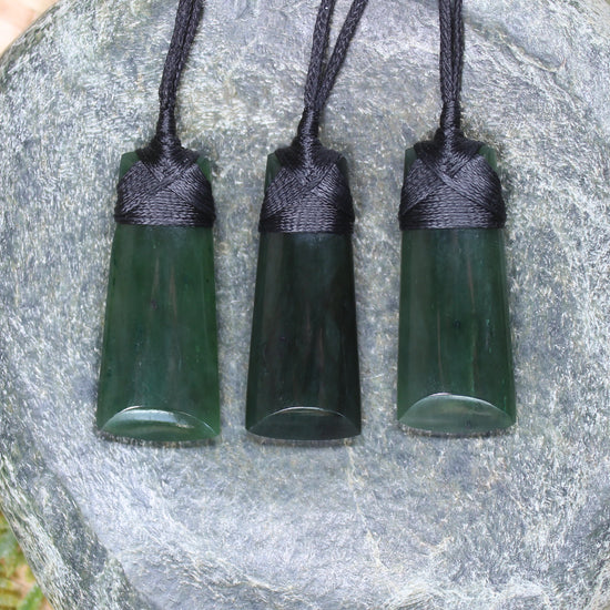 Kawakawa Pounamu Toki
