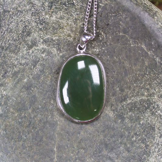 Kawakawa pounamu sterling silver pendant