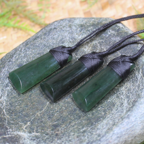 Kawakawa Pounamu Toki