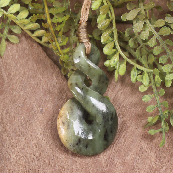 Twist or Pikorua carved from Raukaraka Pounamu - NZ Greenstone