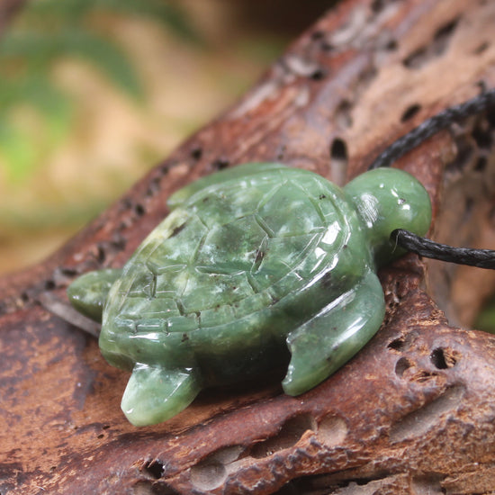 Turtle carved from Hapopo Pounamu - NZ Greenstone