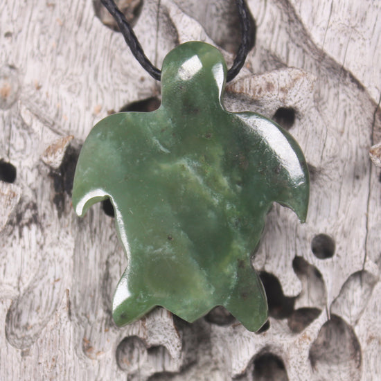 Turtle carved from Hapopo Pounamu - NZ Greenstone