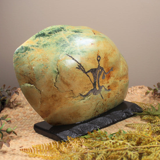 Flower Jade Pounamu Sculpture with Rock Art - NZ Greenstone