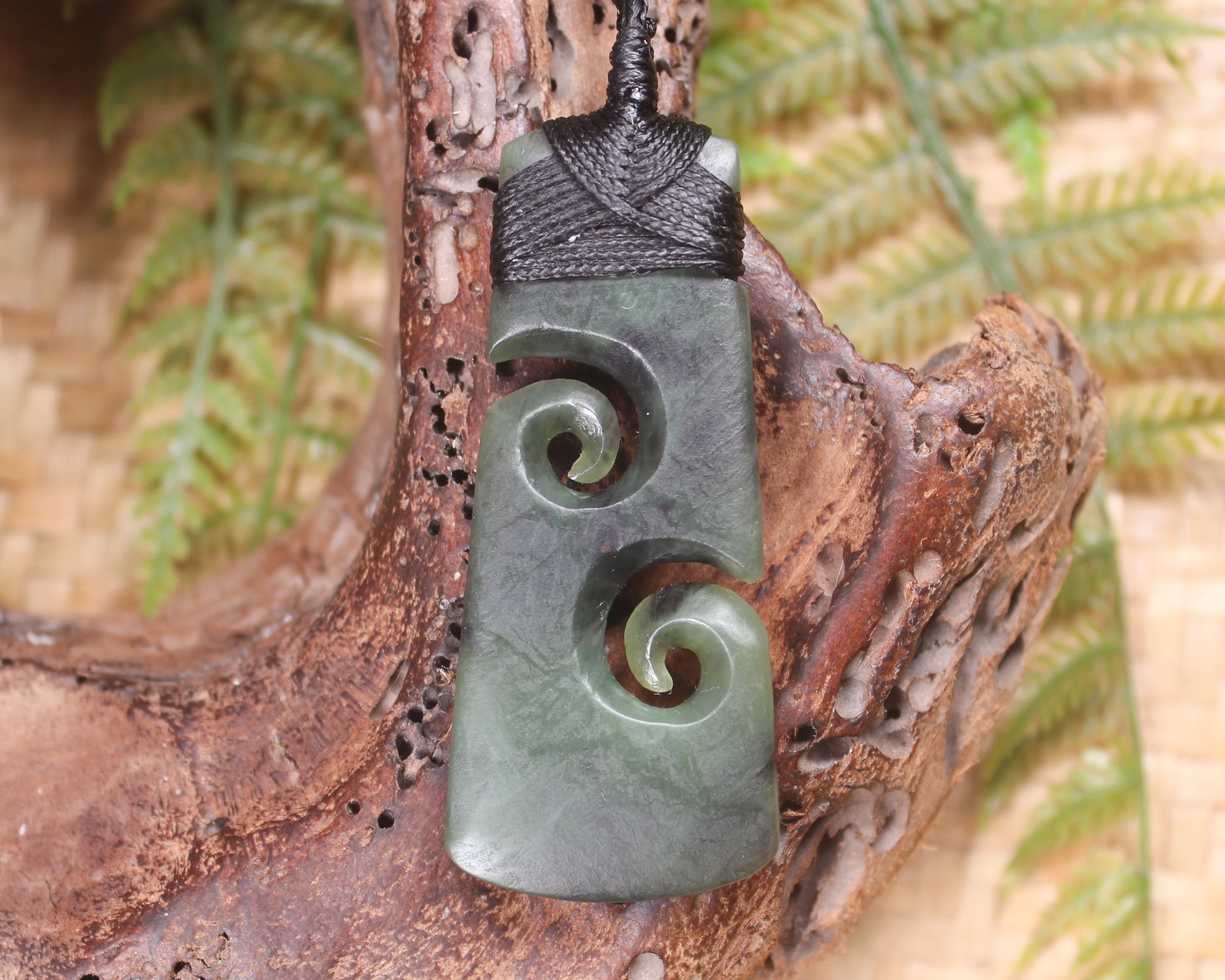 Toki or Adze with Koru carved from Hapopo Pounamu - NZ Greenstone