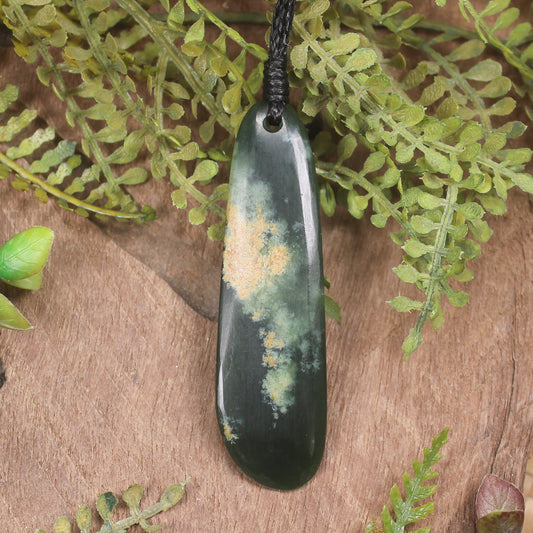 Flower Jade Pounamu - NZ Greenstone