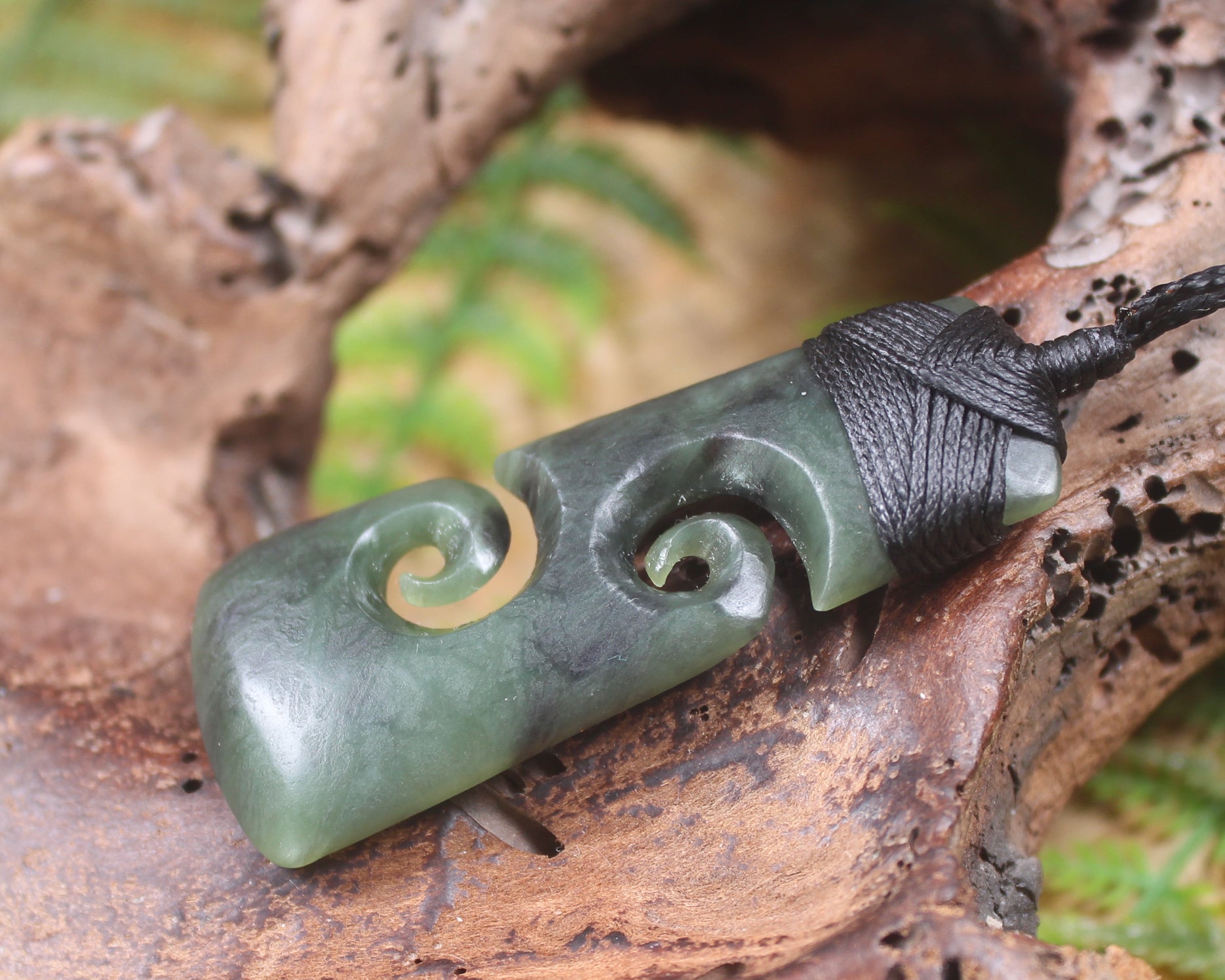 Toki or Adze with Koru carved from Hapopo Pounamu - NZ Greenstone