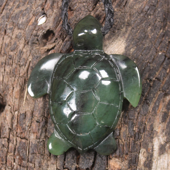 Turtle carved from Rimu Pounamu - NZ Greenstone