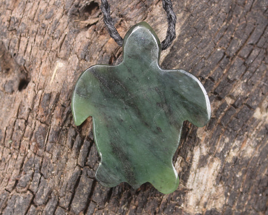 Turtle carved from Rimu Pounamu - NZ Greenstone