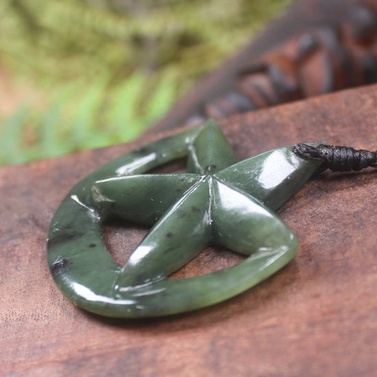 Whetumarama or Ratana Star Symbol carved from Hapopo Pounamu - New Zealand Greenstone