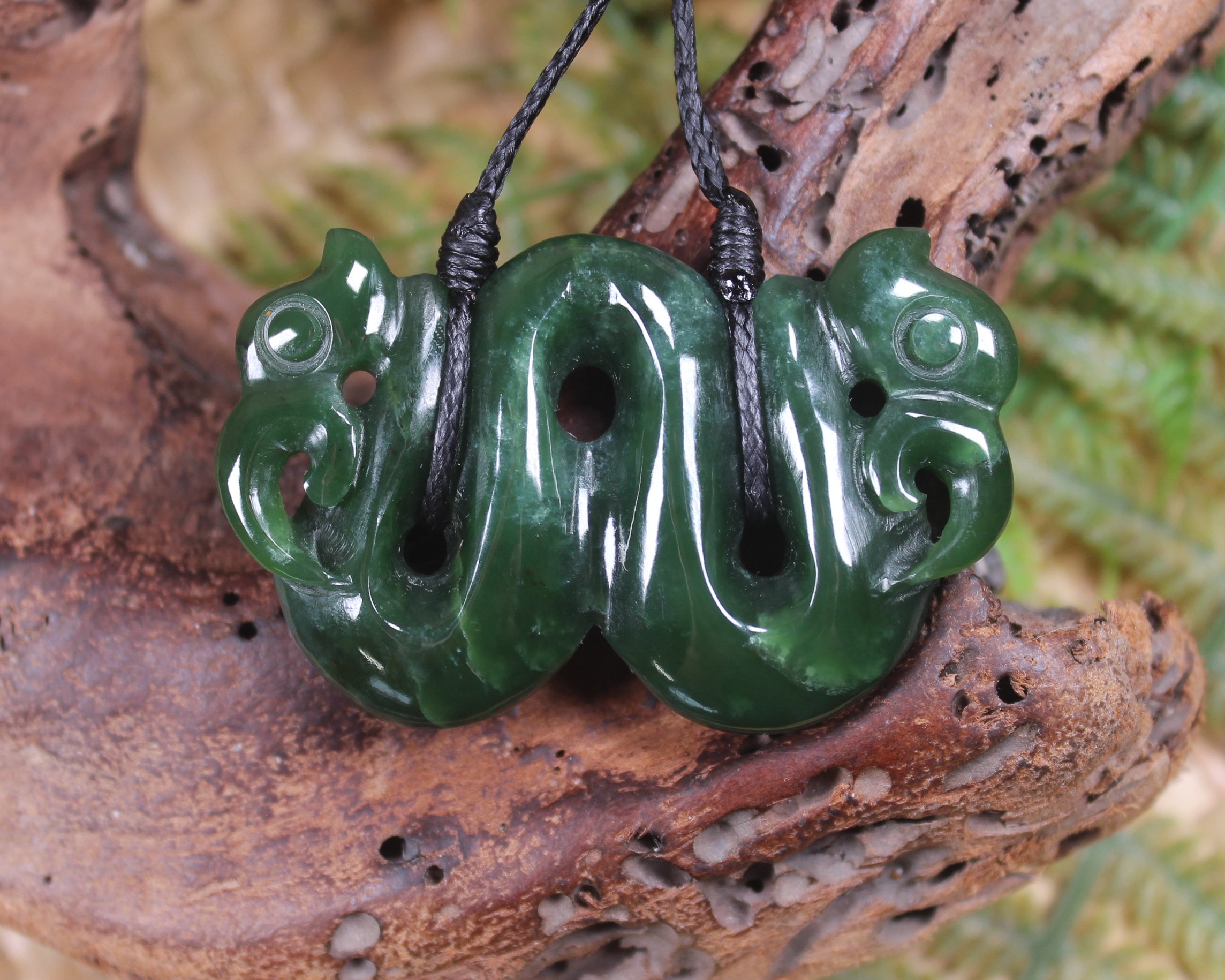 Pekapeka Pendant carved from Kawakawa Pounamu - NZ Greenstone