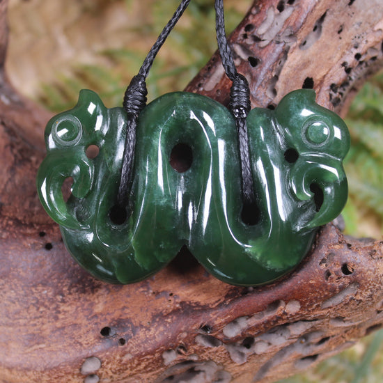 Pekapeka Pendant carved from Kawakawa Pounamu - NZ Greenstone