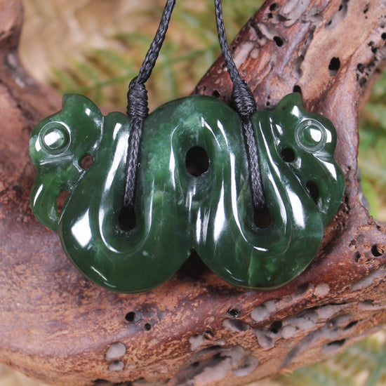 Pekapeka Pendant carved from Kawakawa Pounamu - NZ Greenstone