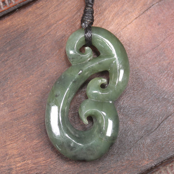 Hammerhead pendant carved from Hapopo Pounamu - NZ Greenstone