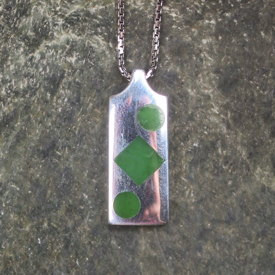 Hapopo Pounamu pendant set in Sterling Silver - NZ Greenstone