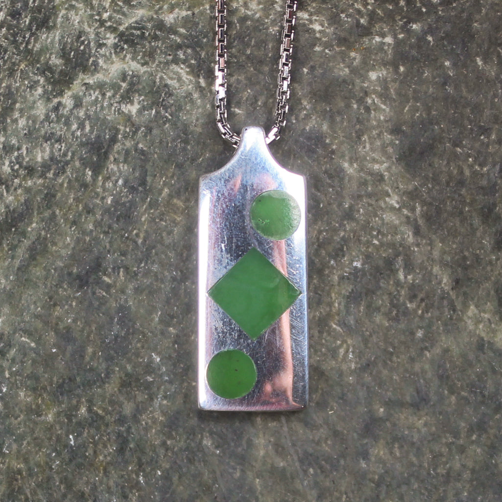Hapopo Pounamu pendant set in Sterling Silver - NZ Greenstone