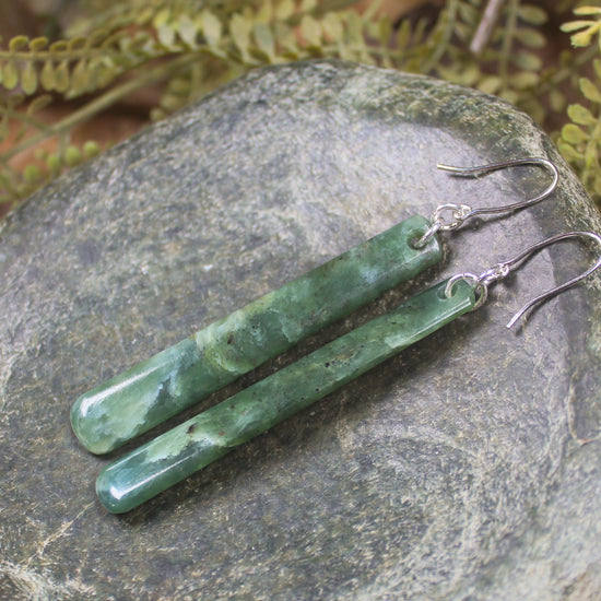 Roimata or Teardrop earrings carved from Kawakawa Pounamu - NZ Greenstone