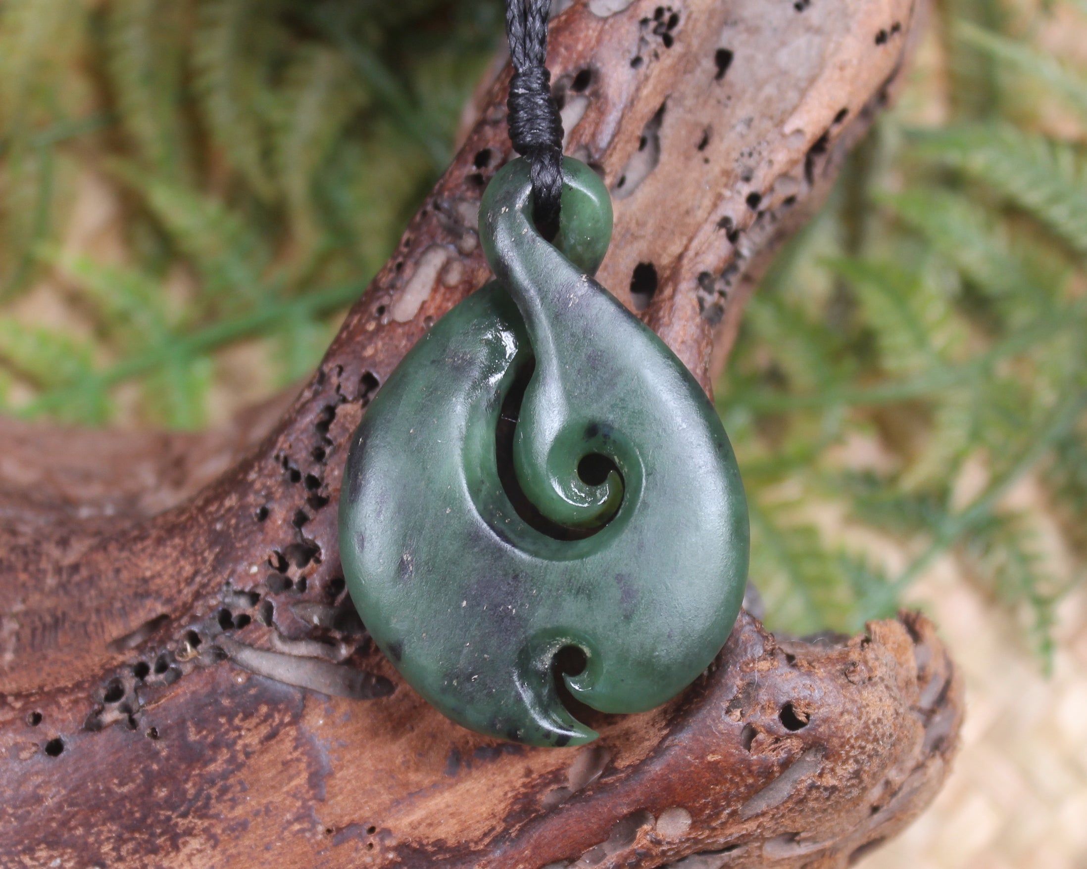 Koru Twist carved from Hapopo Pounamu - NZ Greenstone