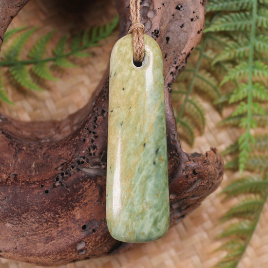 Toki or Adze Pendant carved from Flower Jade Pounamu - NZ Greenstone