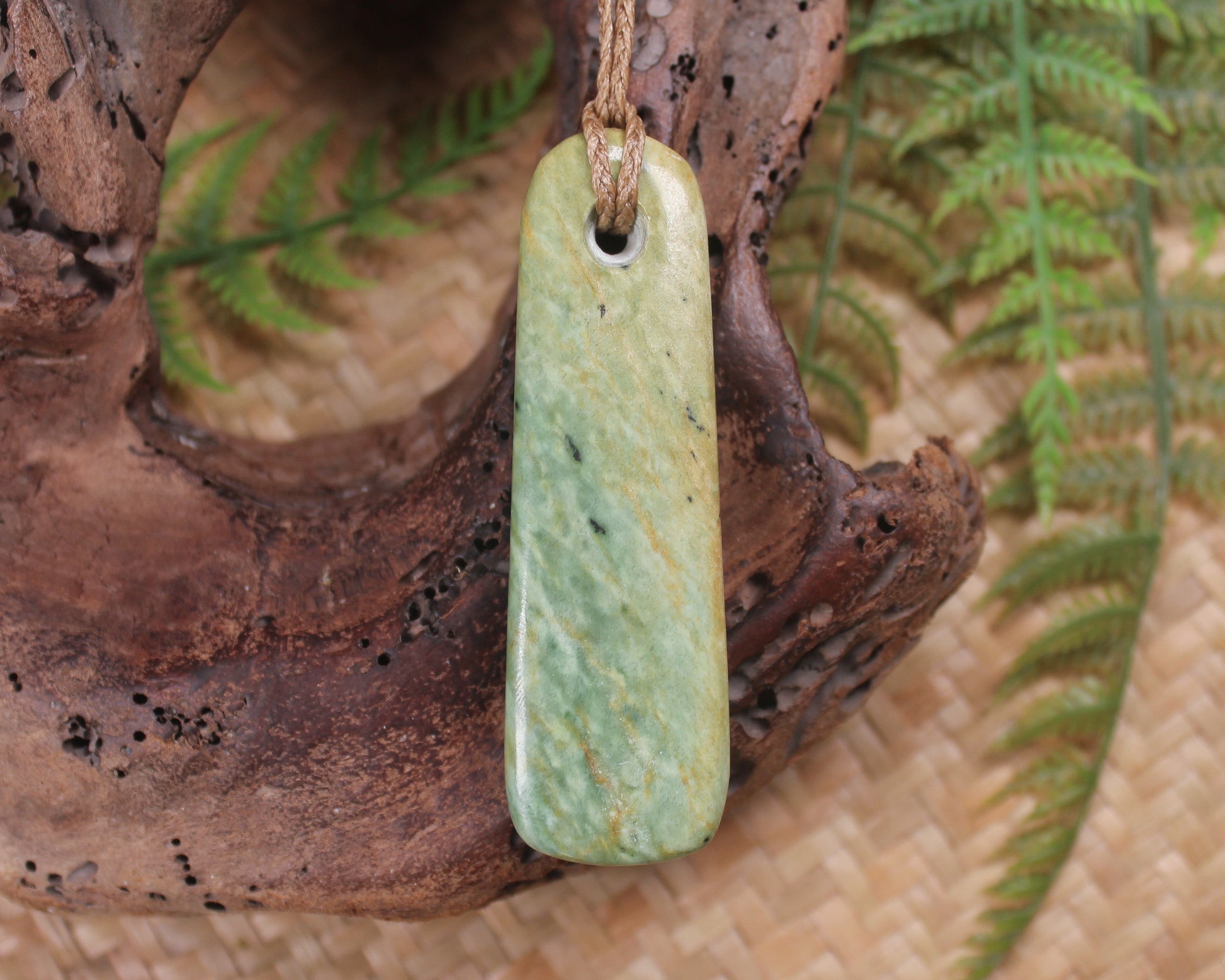 Toki or Adze Pendant carved from Flower Jade Pounamu - NZ Greenstone