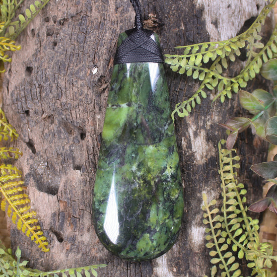 Roimata Teardrop carved from Douglas Creek Pounamu - NZ Greenstone