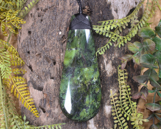 Roimata Teardrop carved from Douglas Creek Pounamu - NZ Greenstone