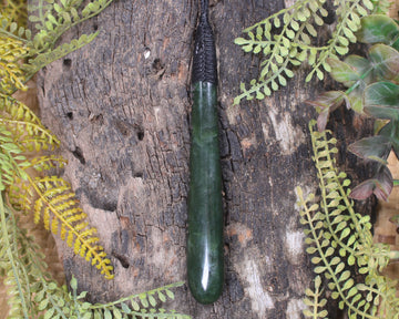 Kawakawa Pounamu Roimata Pendant - NZ Greenstone