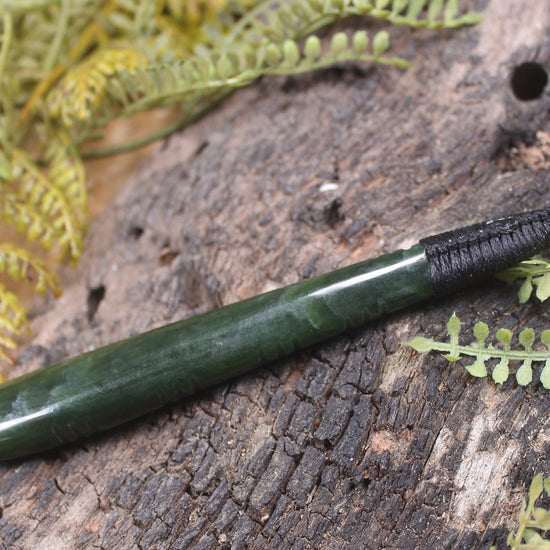 Kawakawa Pounamu Roimata Pendant - NZ Greenstone