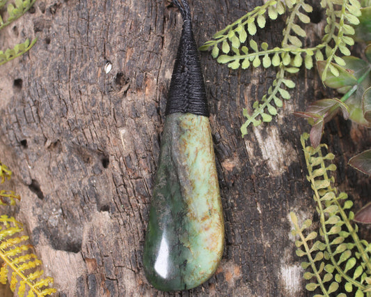 Flower Jade Pounamu - NZ Greenstone