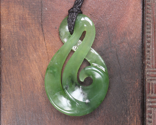 Hapopo Pounamu Koru Twist