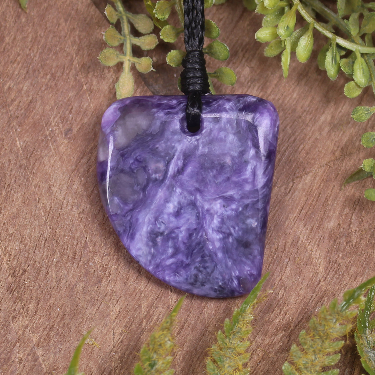 Charoite Tooth Pendant Niho