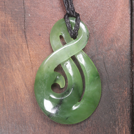 Hapopo Pounamu Koru Twist