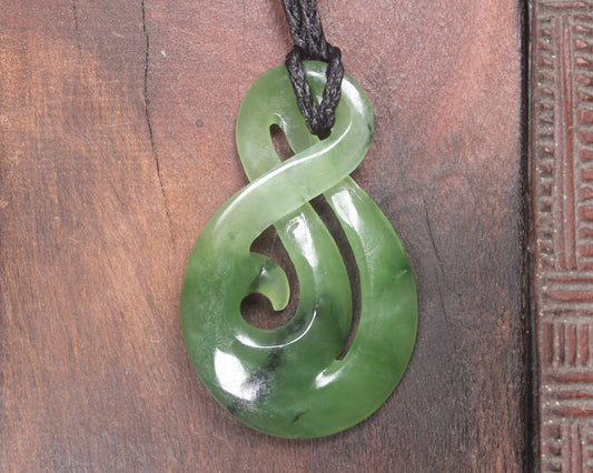 Hapopo Pounamu Koru Twist