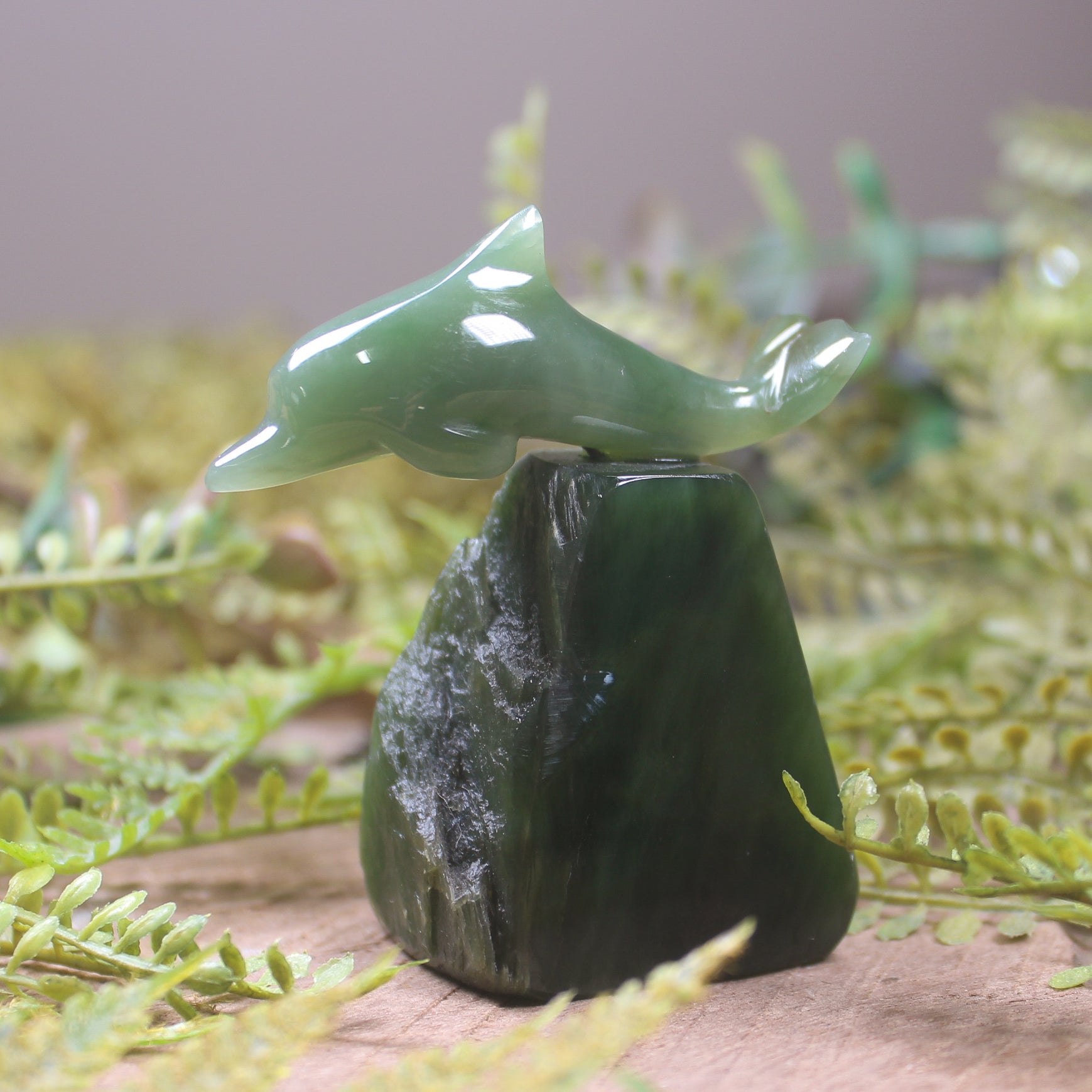 Hapopo Pounamu Dolphin Sculpture - NZ Greenstone