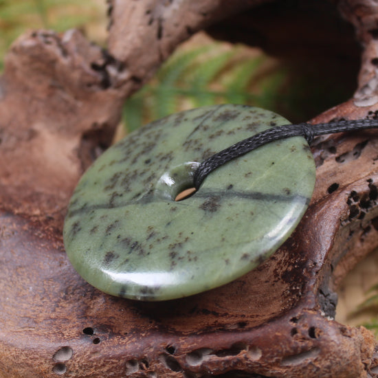 Porowhita carved from Rimu Pounamu - NZ Greenstone
