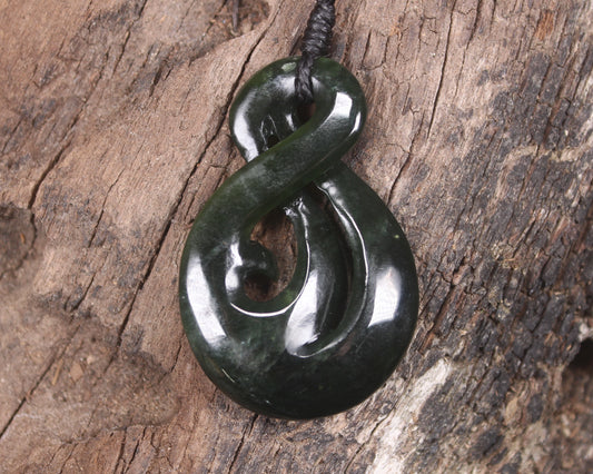 Koru Twist or Pikorua carved from Kawakawa Pounamu - NZ Greenstone