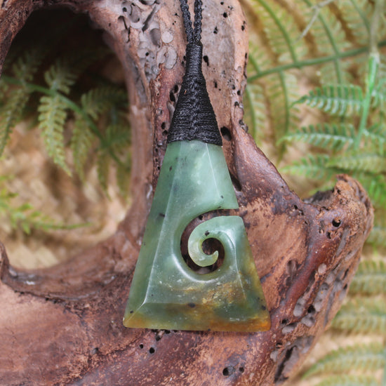 Toki or Adze with Koru carved from Hapopo Pounamu - NZ Greenstone