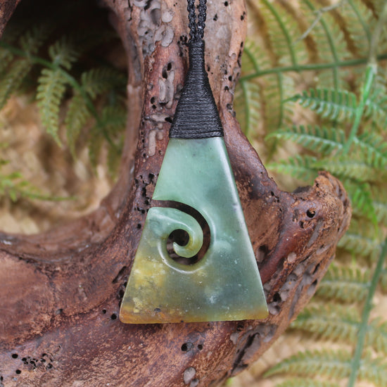 Toki or Adze with Koru carved from Hapopo Pounamu - NZ Greenstone