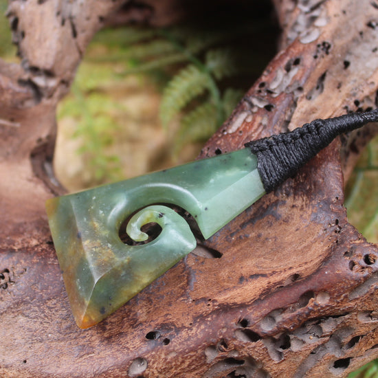 Toki or Adze with Koru carved from Hapopo Pounamu - NZ Greenstone
