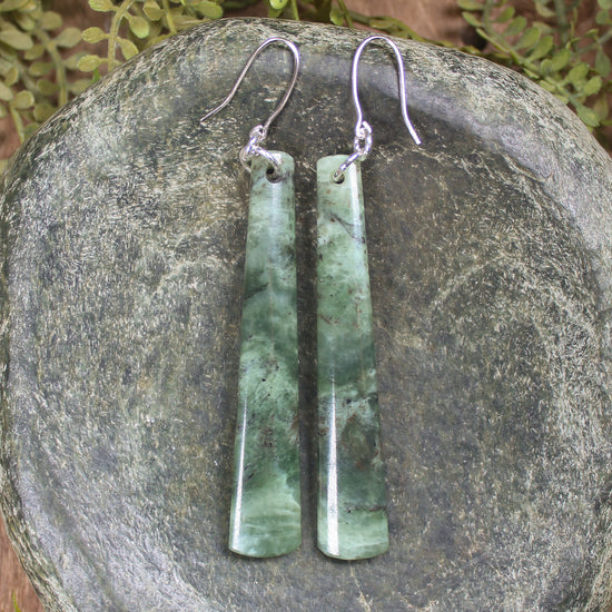 Roimata or Teardrop earrings carved from Kawakawa Pounamu - NZ Greenstone