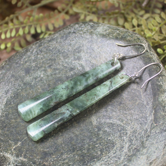 Roimata or Teardrop earrings carved from Kawakawa Pounamu - NZ Greenstone