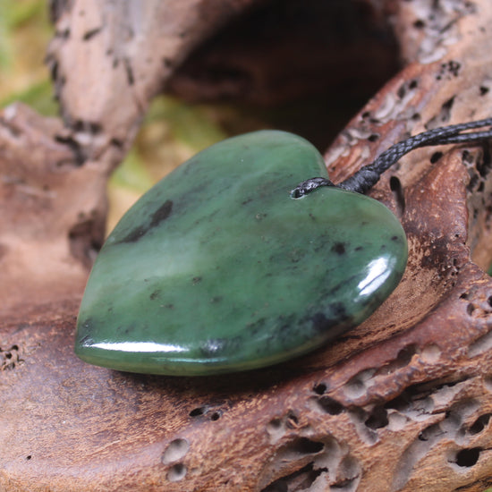 Heart carved from Hapopo Pounamu - NZ Greenstone
