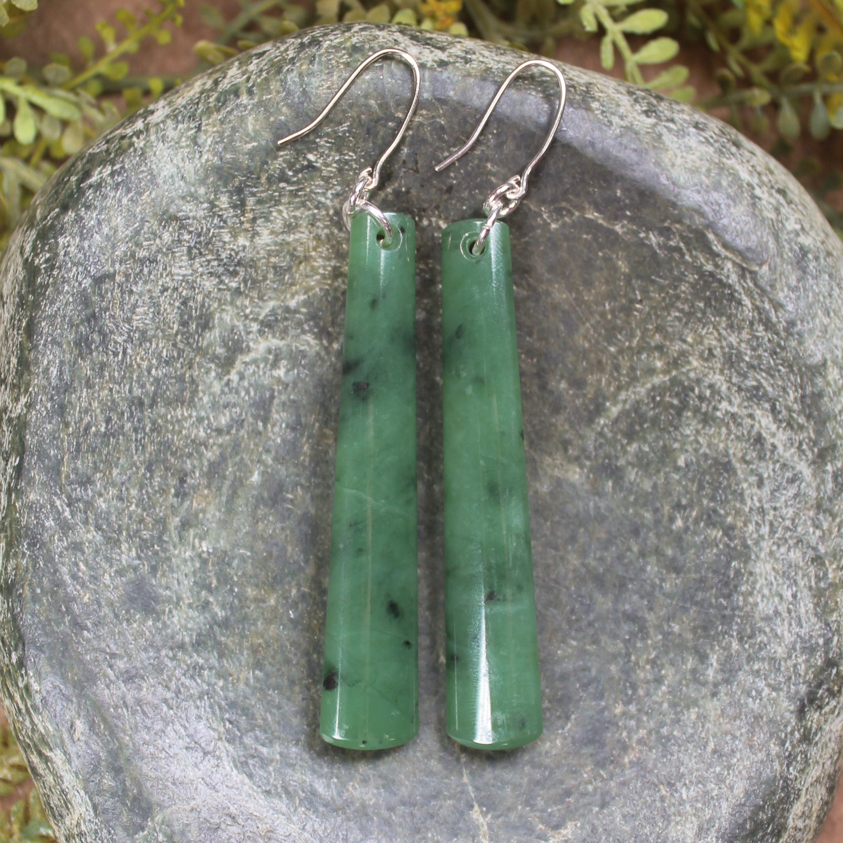 NZ Greenstone Roimata Earrings Hapopo Pounamu