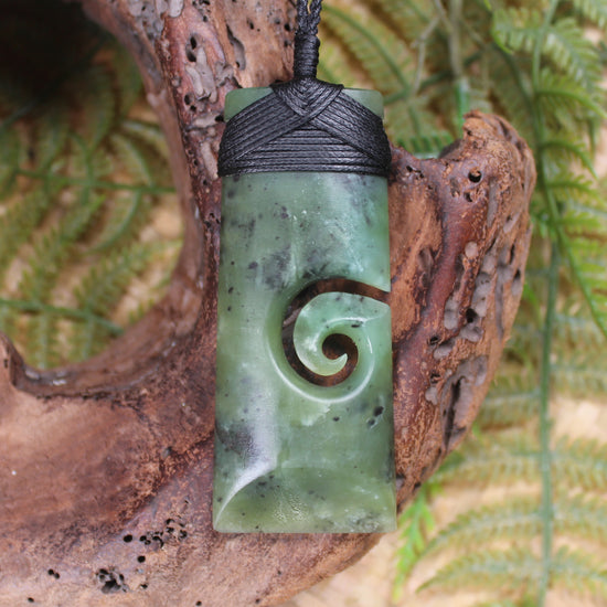 Toki or Adze with Koru carved from Hapopo Pounamu - NZ Greenstone