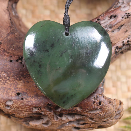 Heart carved from Hapopo Pounamu - NZ Greenstone