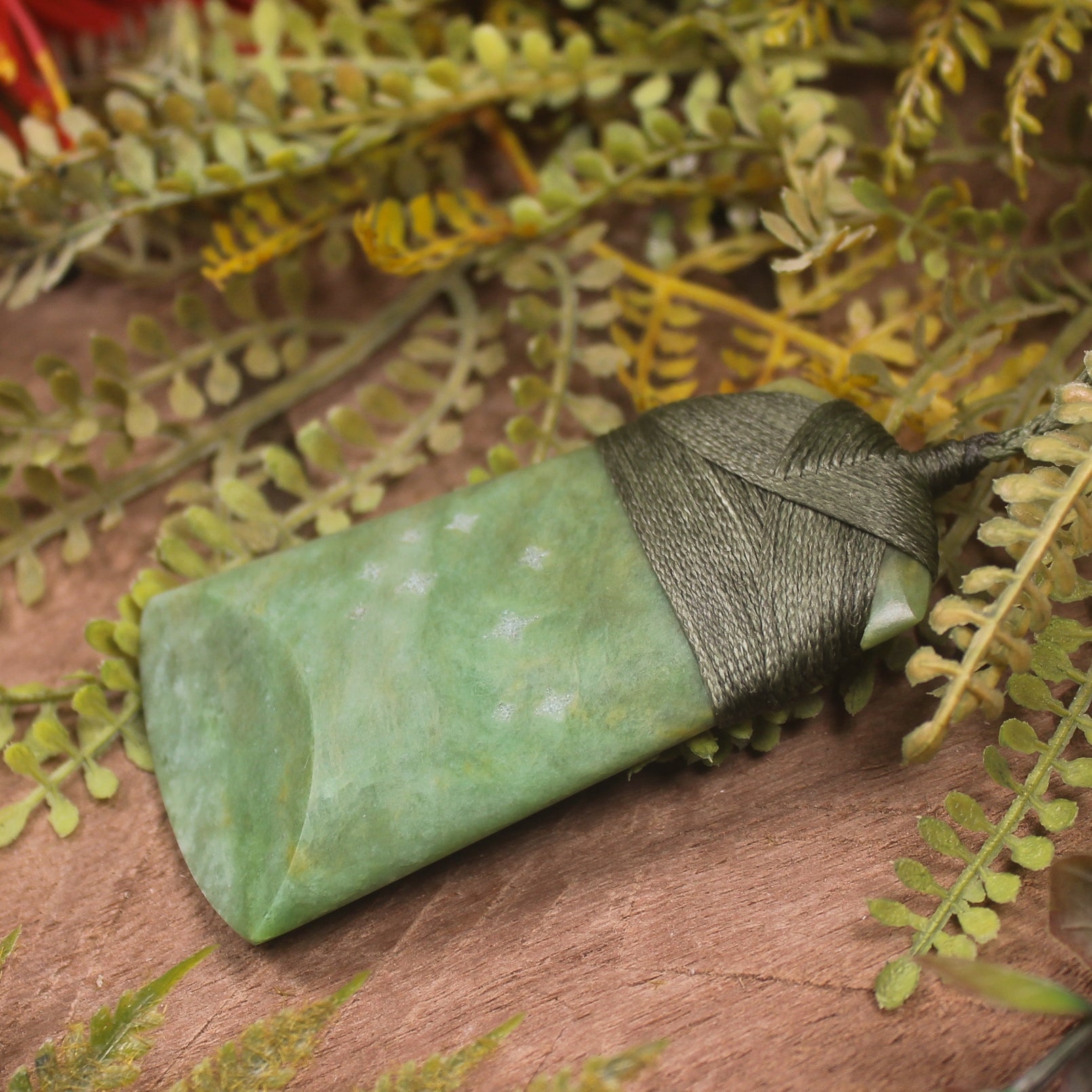 Flower Jade Pounamu Toki