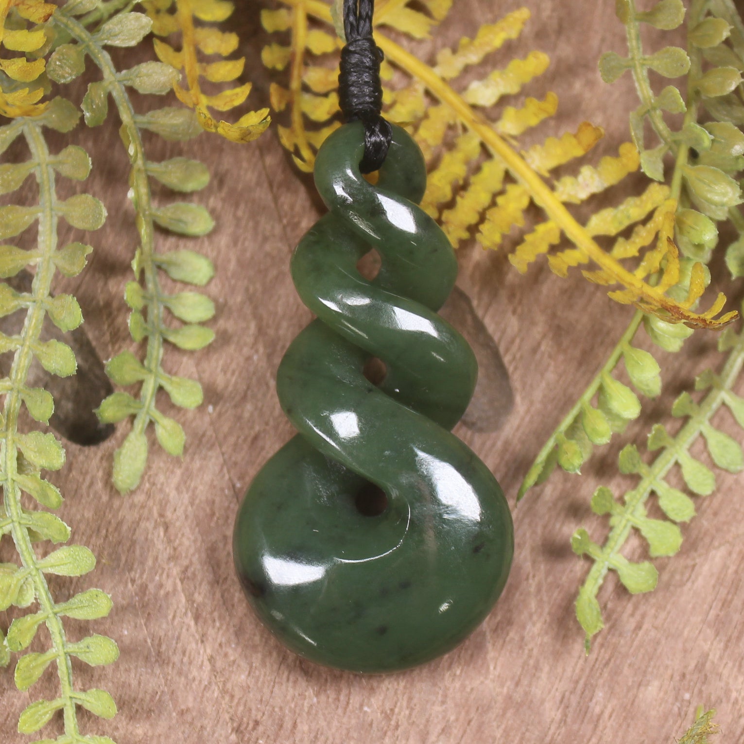 Twist carved from Kawakawa Pounamu - NZ Greenstone