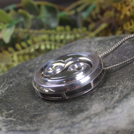 Rimu Pounamu pendant set in Sterling Silver - NZ Greenstone