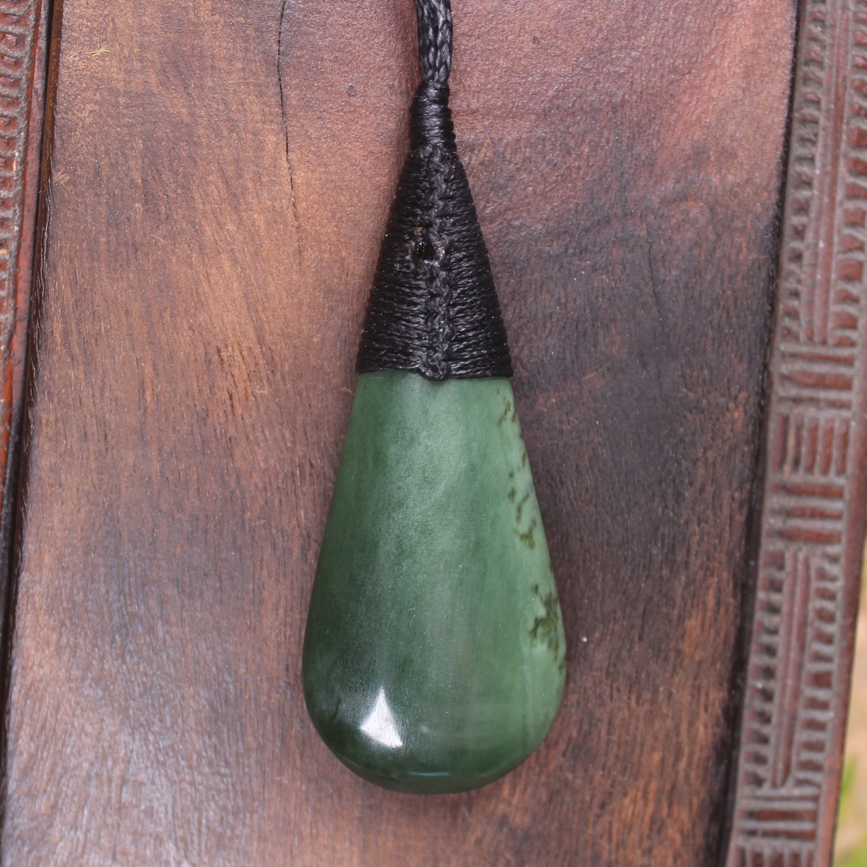 Kawakawa Pounamu Roimata Pendant - NZ Greenstone